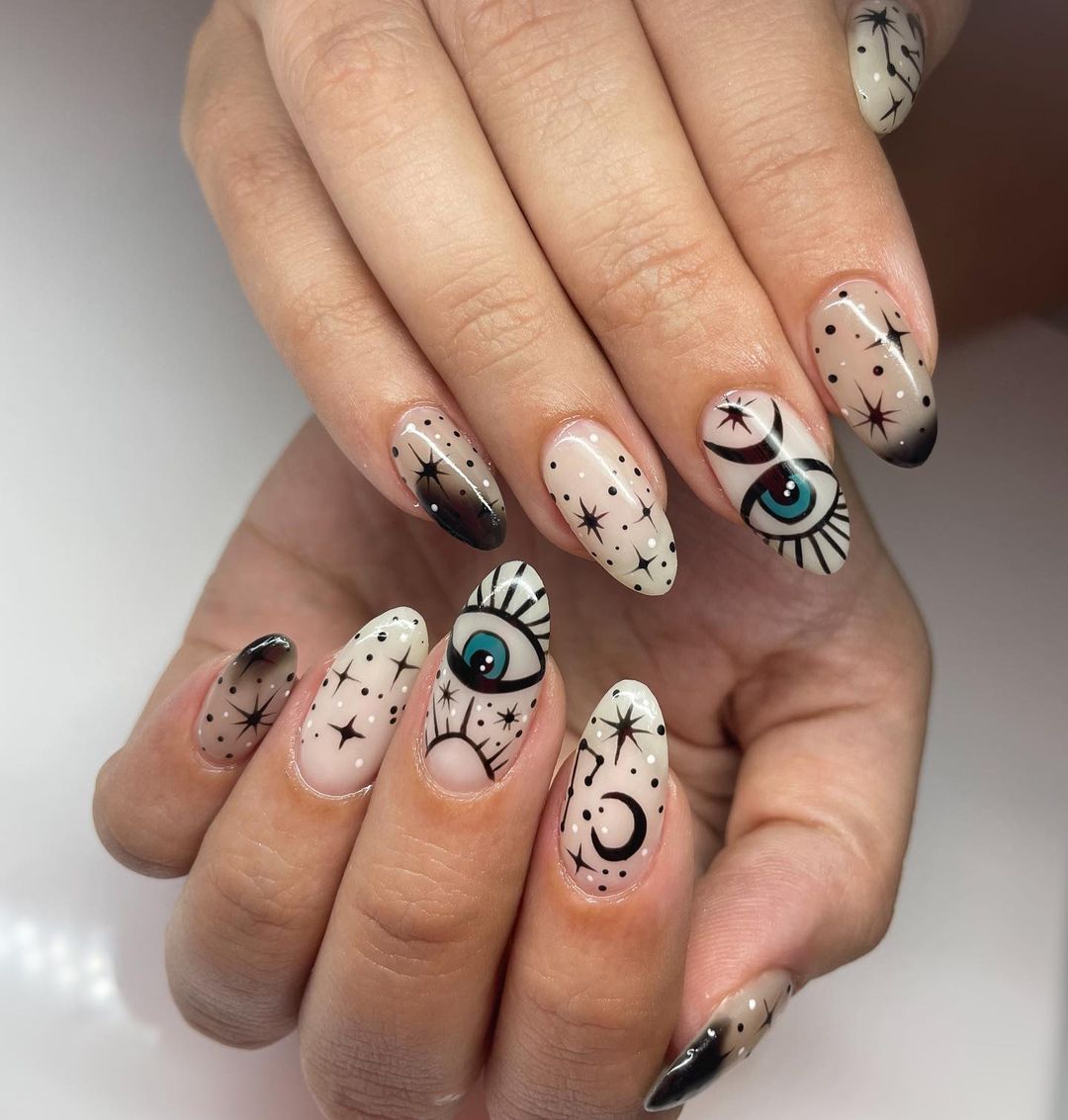 evil eye uñas de bruja