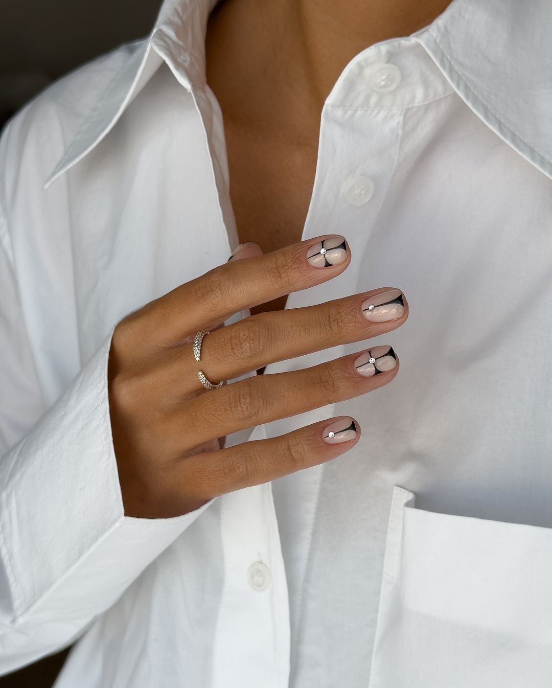 glamorous fall square nails