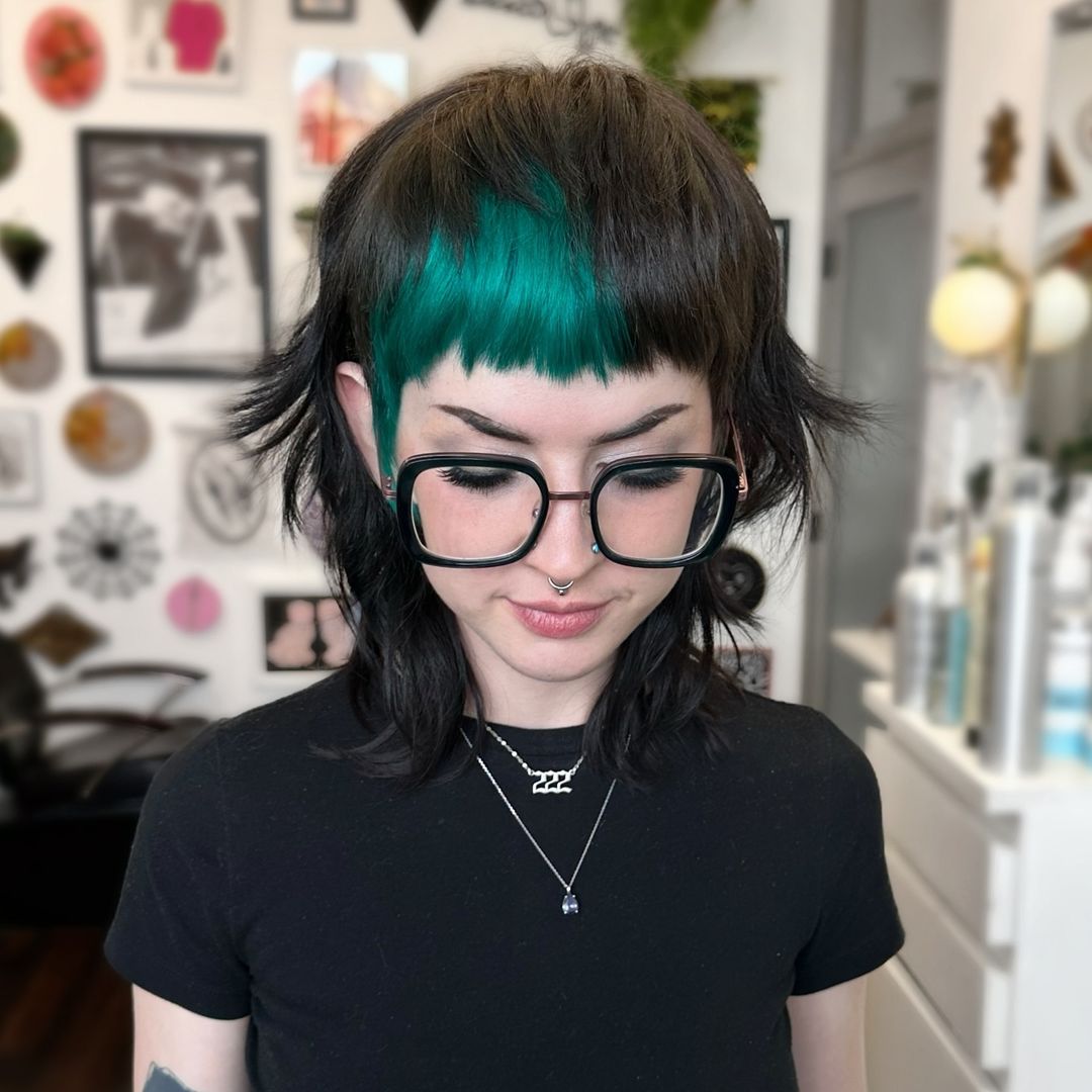 green color block hair style