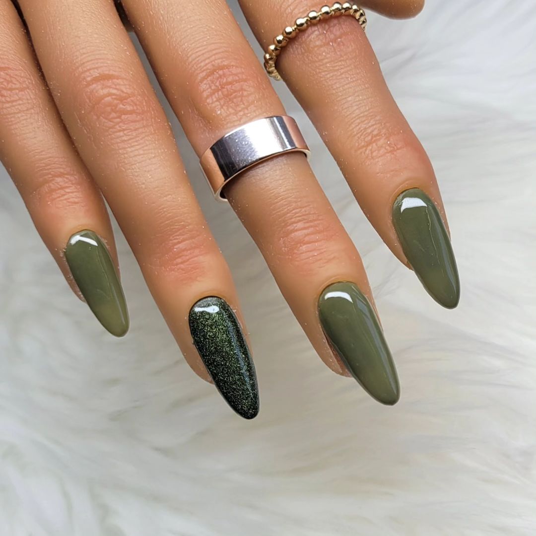 green fall acrylic nails