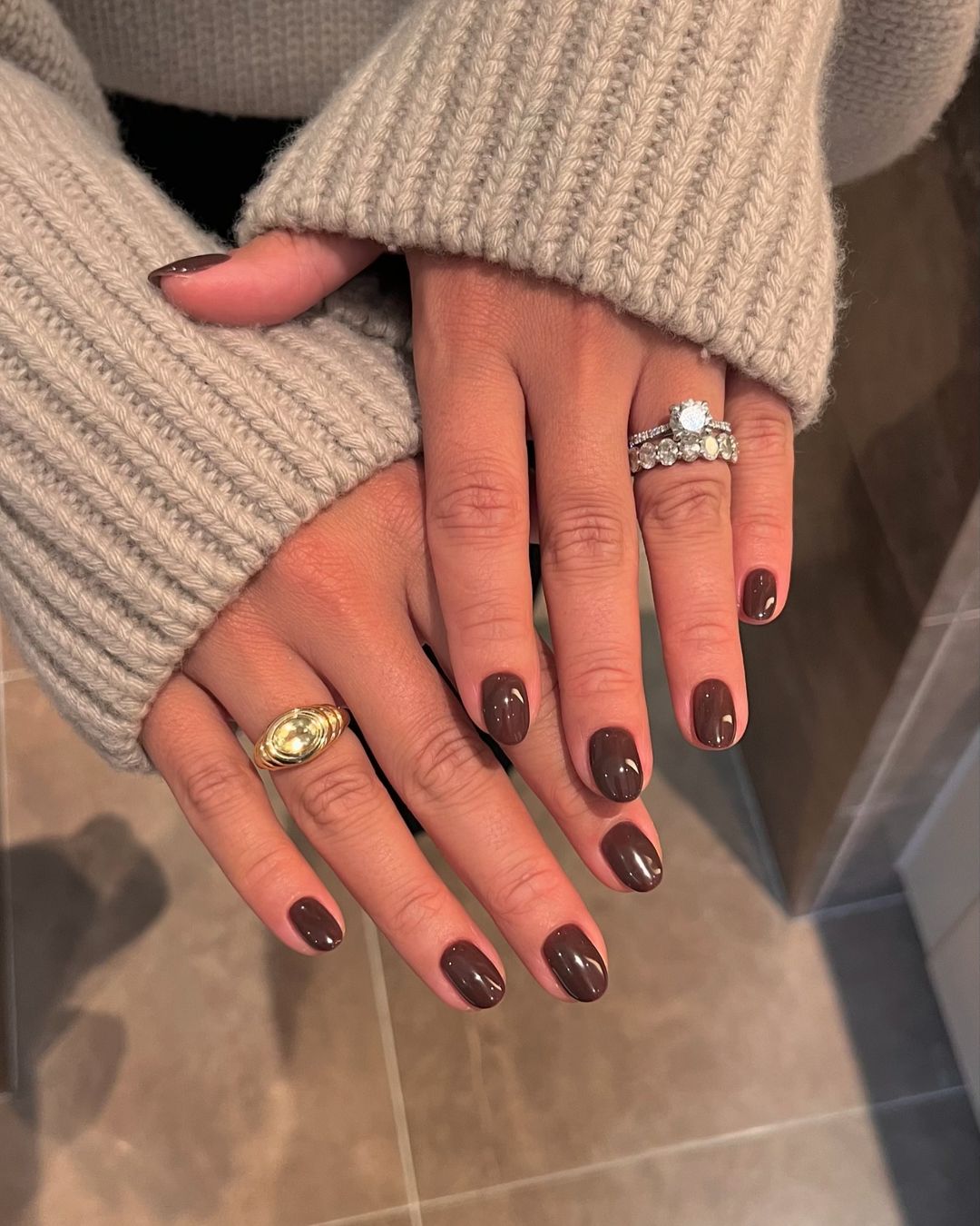 chocolat chaud ongles neutres d'automne