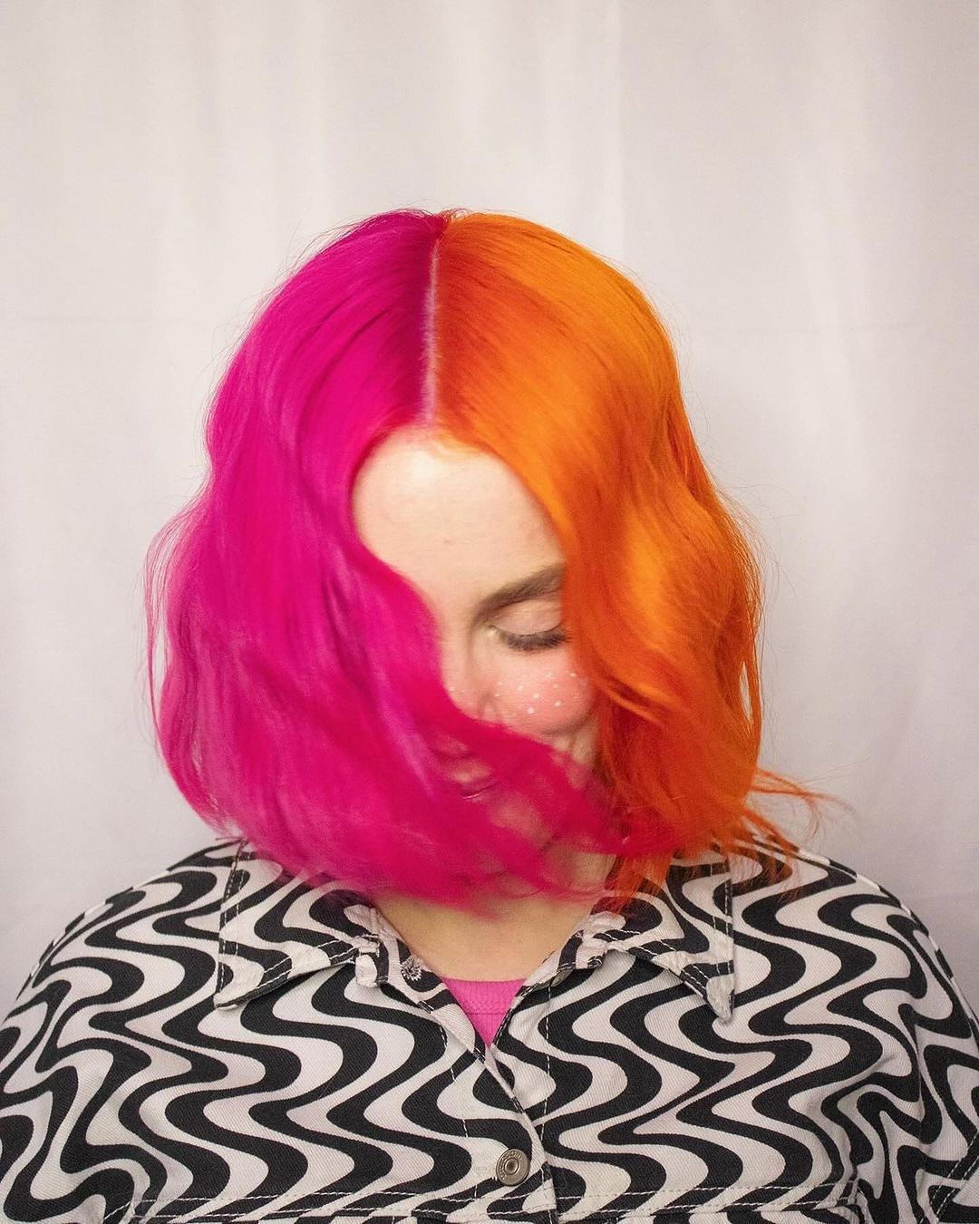 é melhor em duas cores de cabelo vivas de outono