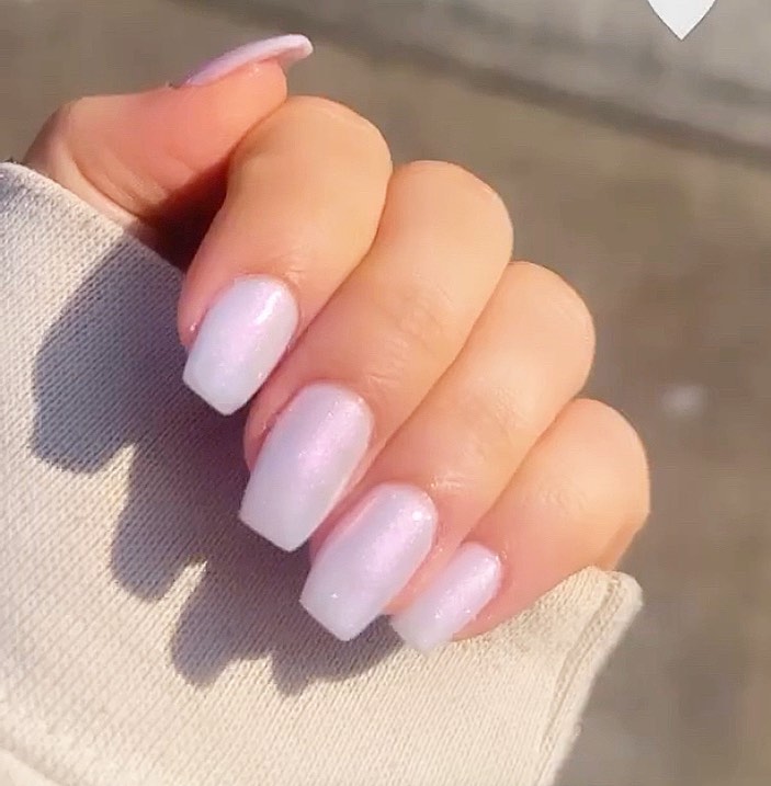 uñas sns cromo lavanda