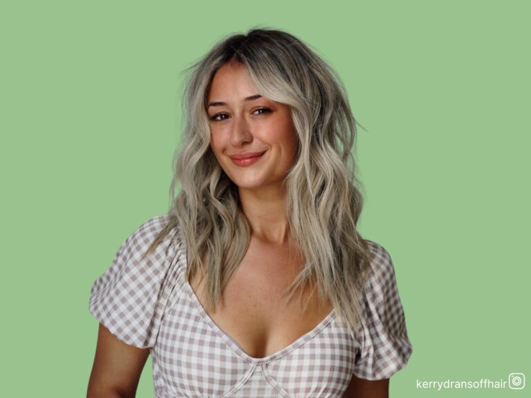 Cortes de cabelo em camadas para cabelo médio