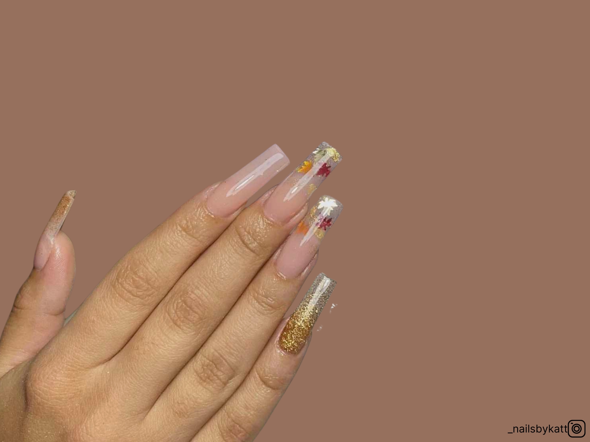 nude fall nails