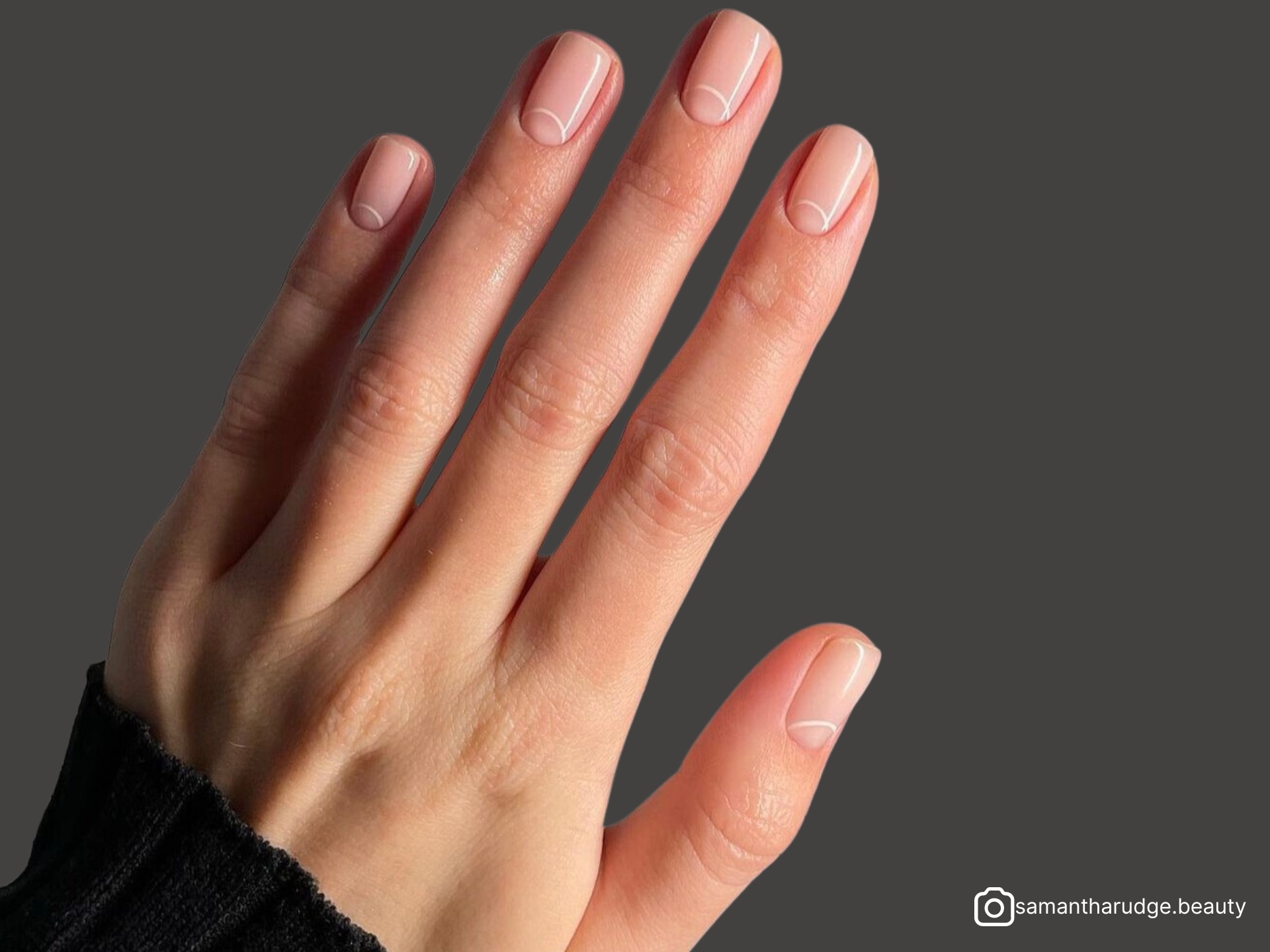 minimalist nails