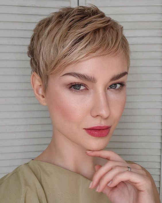 pixie layered haircut