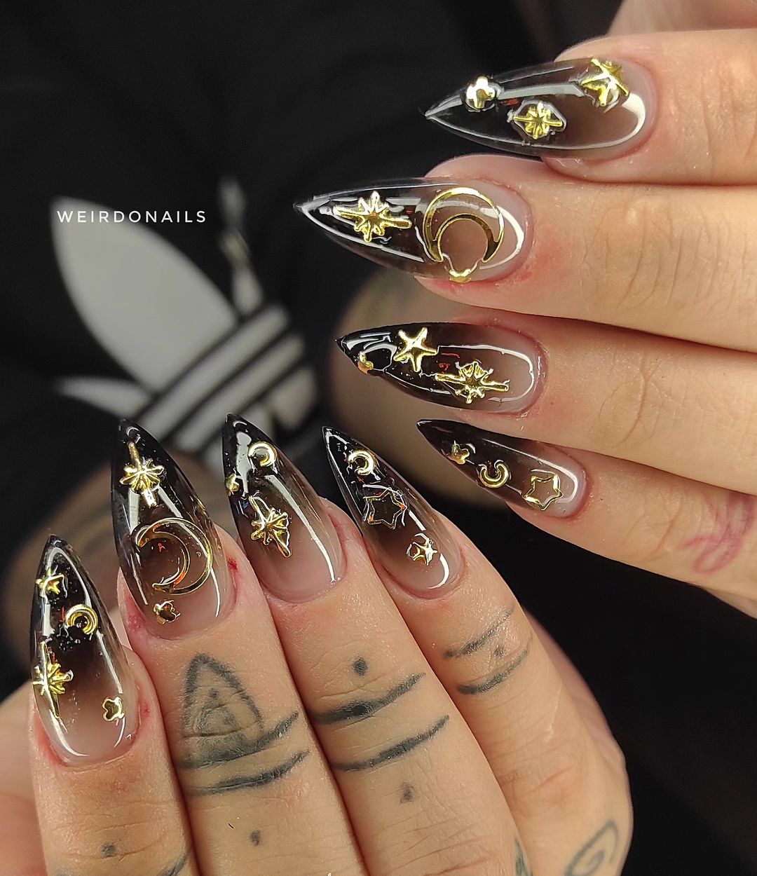 royal witchy nails