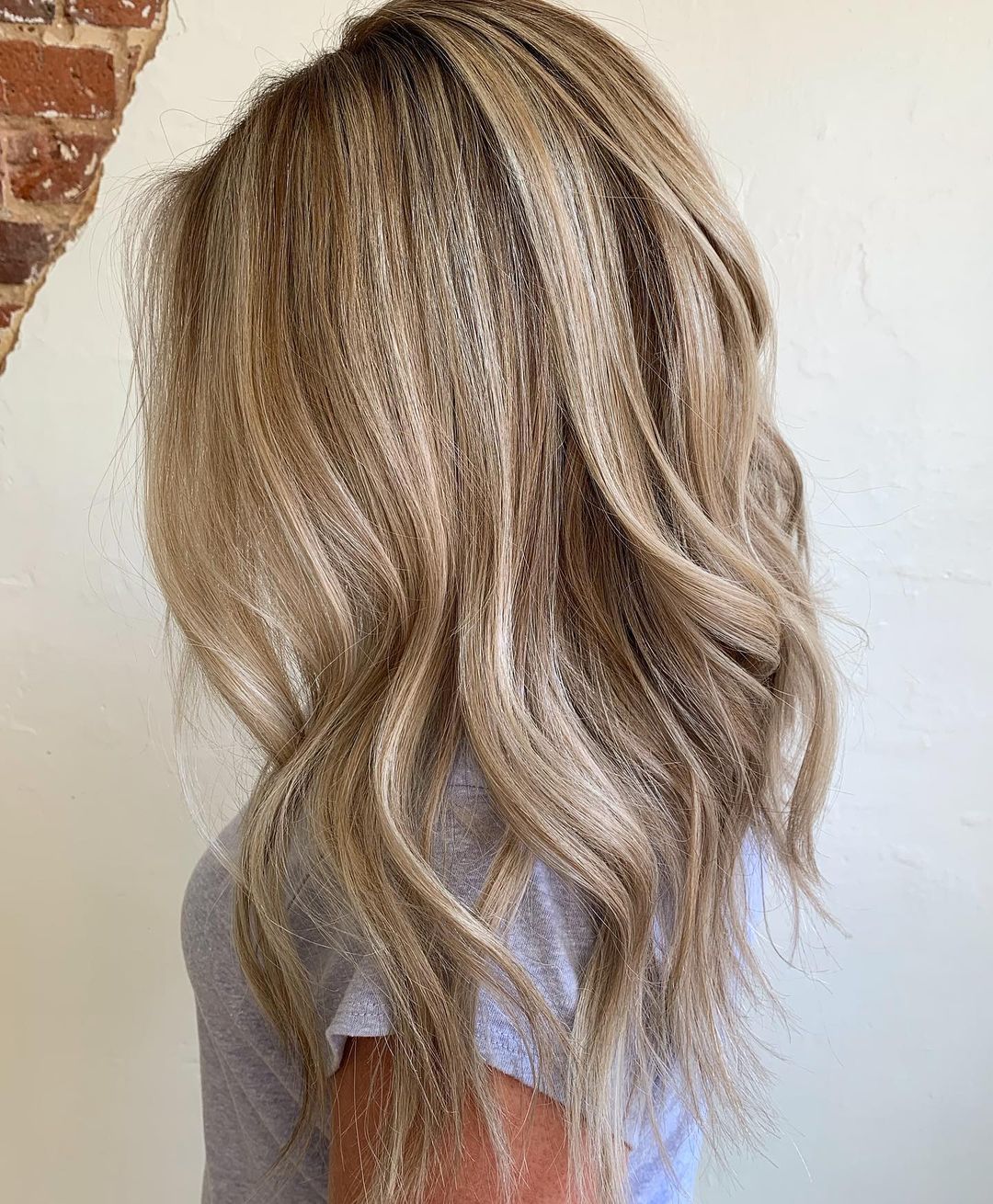 couleur de cheveux blonde beige sable