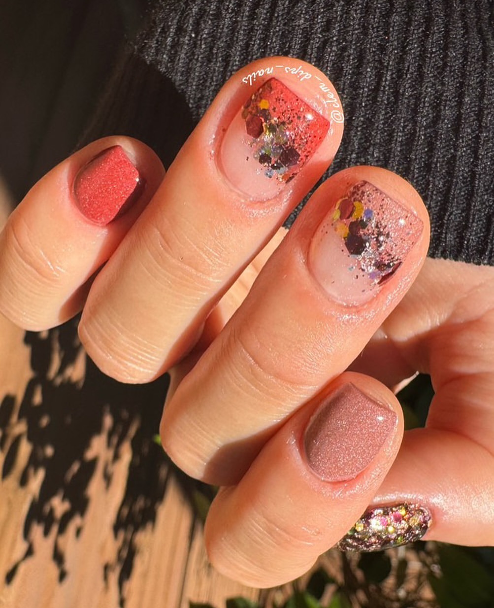 shimmering fall manicure