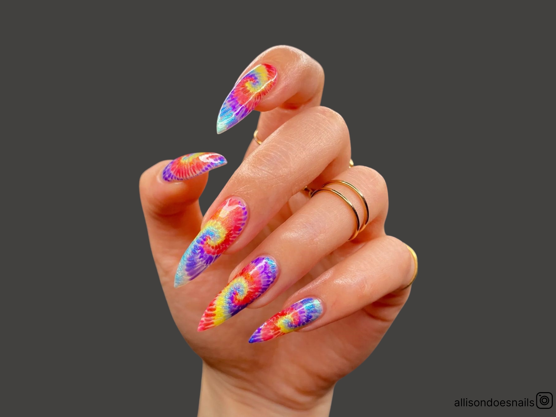 Ongles arc-en-ciel