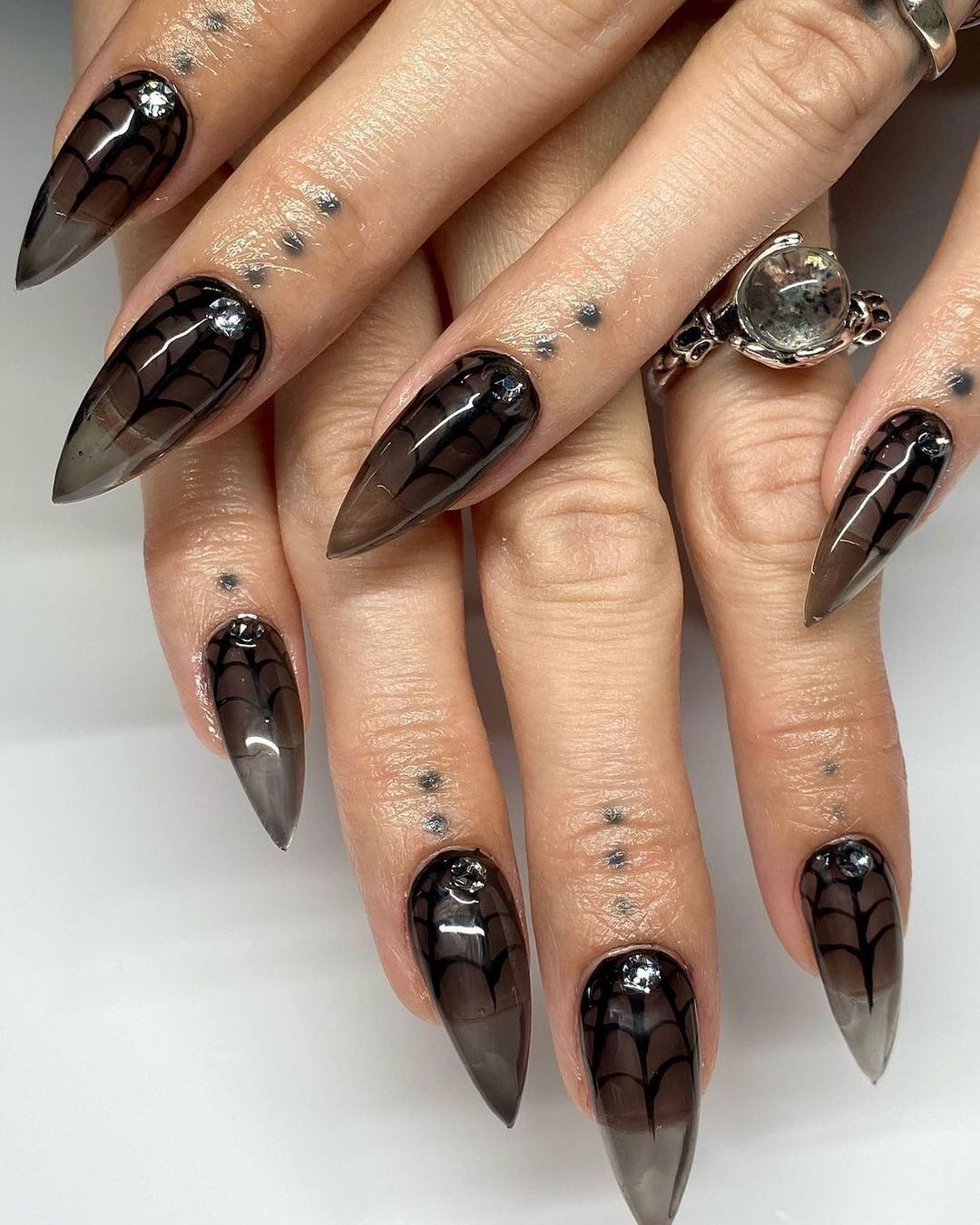 spider's web witchy nails