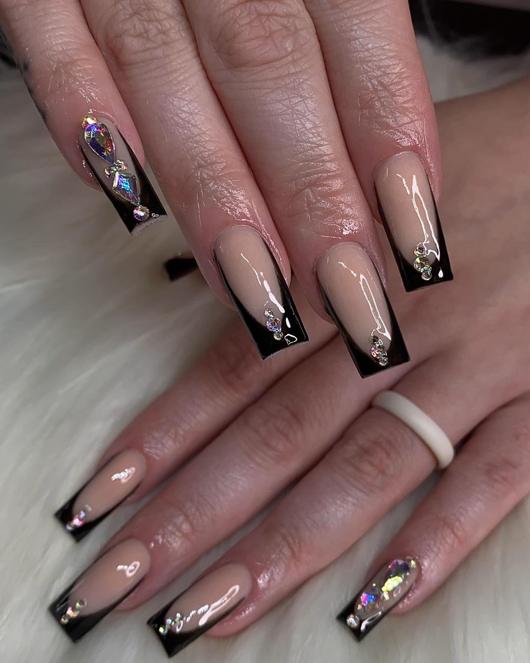 sprinkle the sparkle black french tip nails