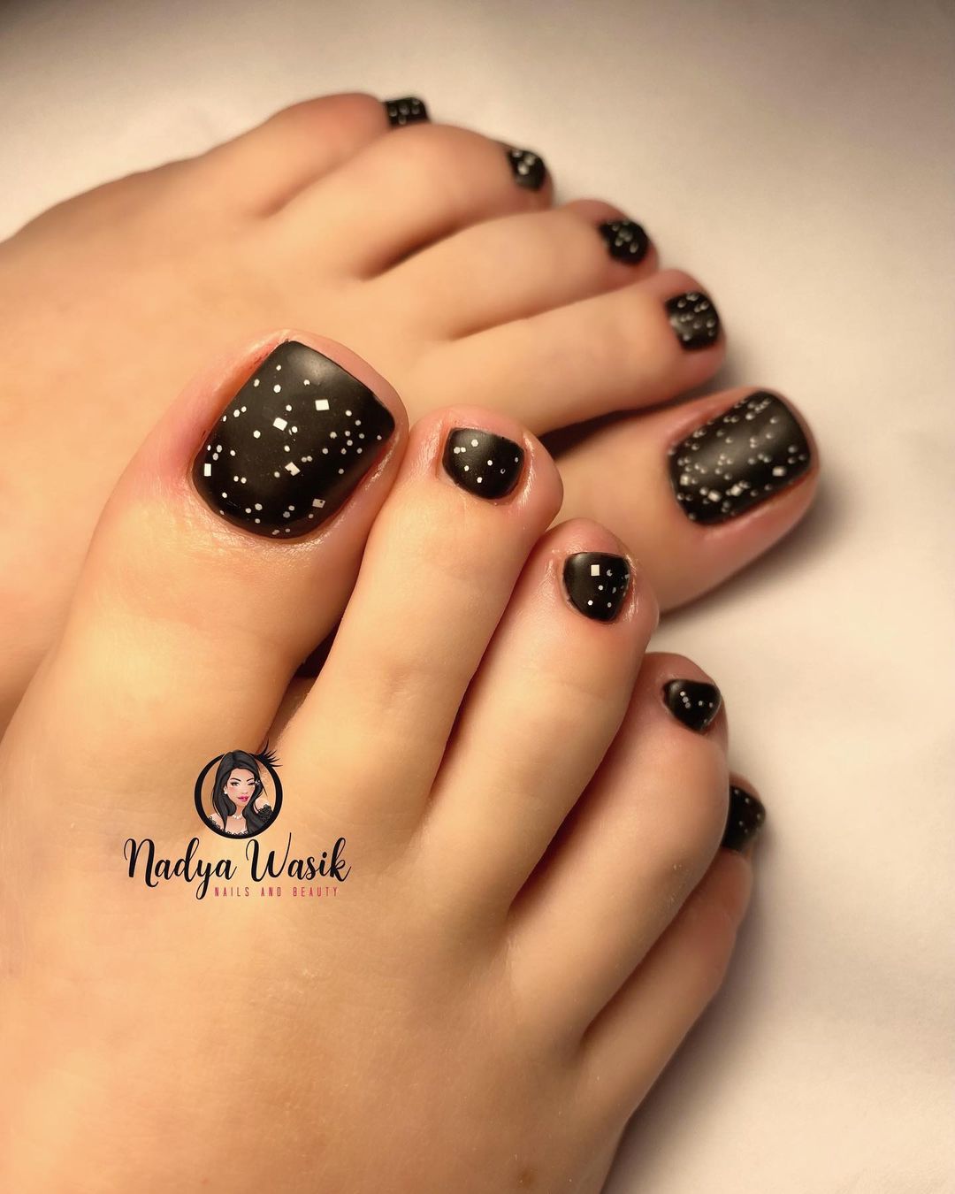 starry night black gel toenails