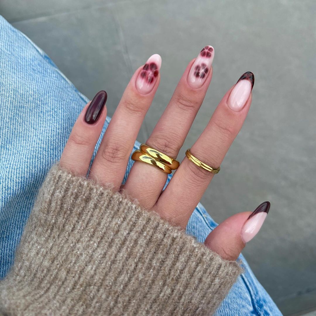 vintage bloom brown nail design