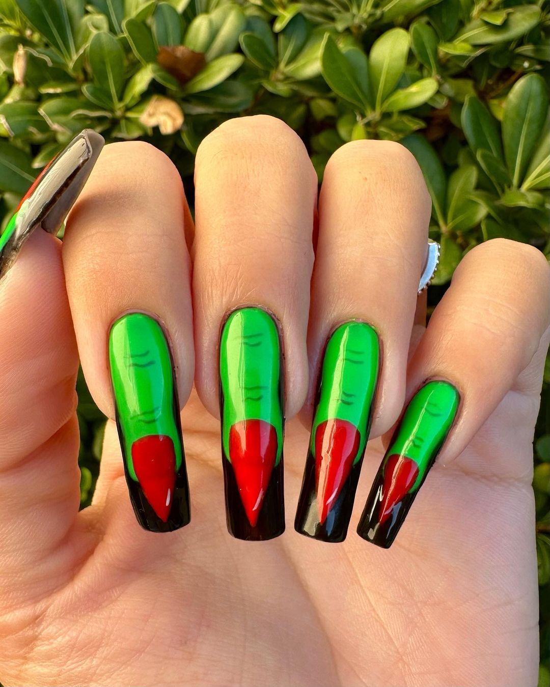 witchy finger nails