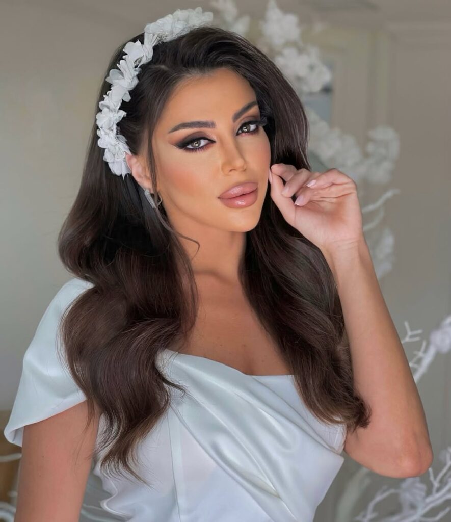 novia side-part glam