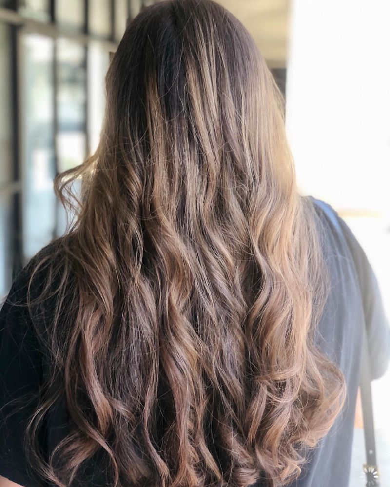 Balayage Avelã Caramelo