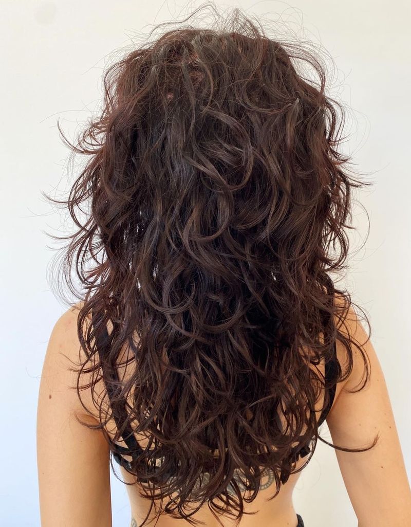 Choppy Layers with Soft Curls