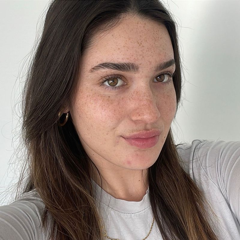 Freckle-Friendly Makeup