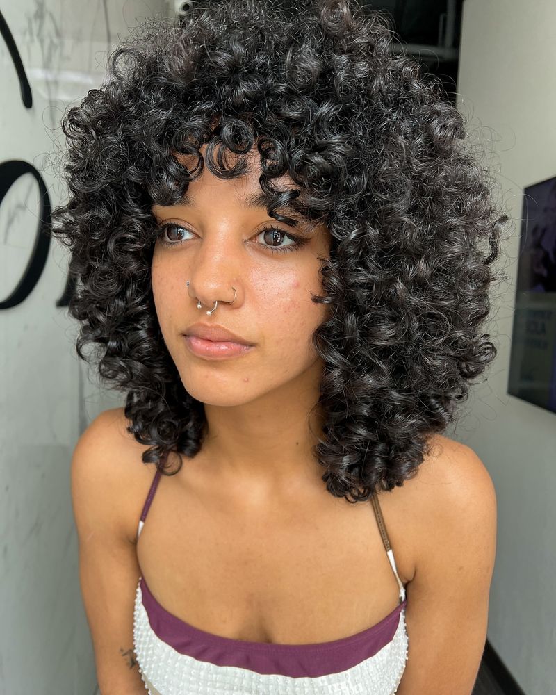 Elegância Afro em camadas