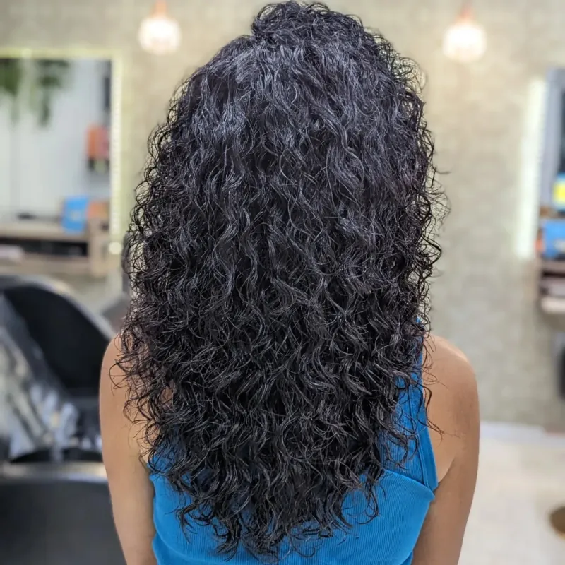 Cabello permanentado a capas