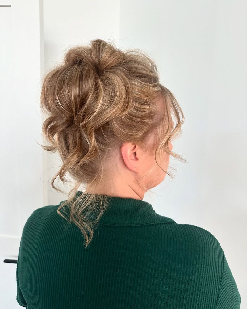 Loose Chignon