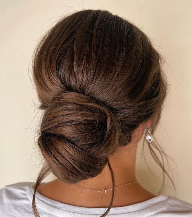 Chignon basso con volume