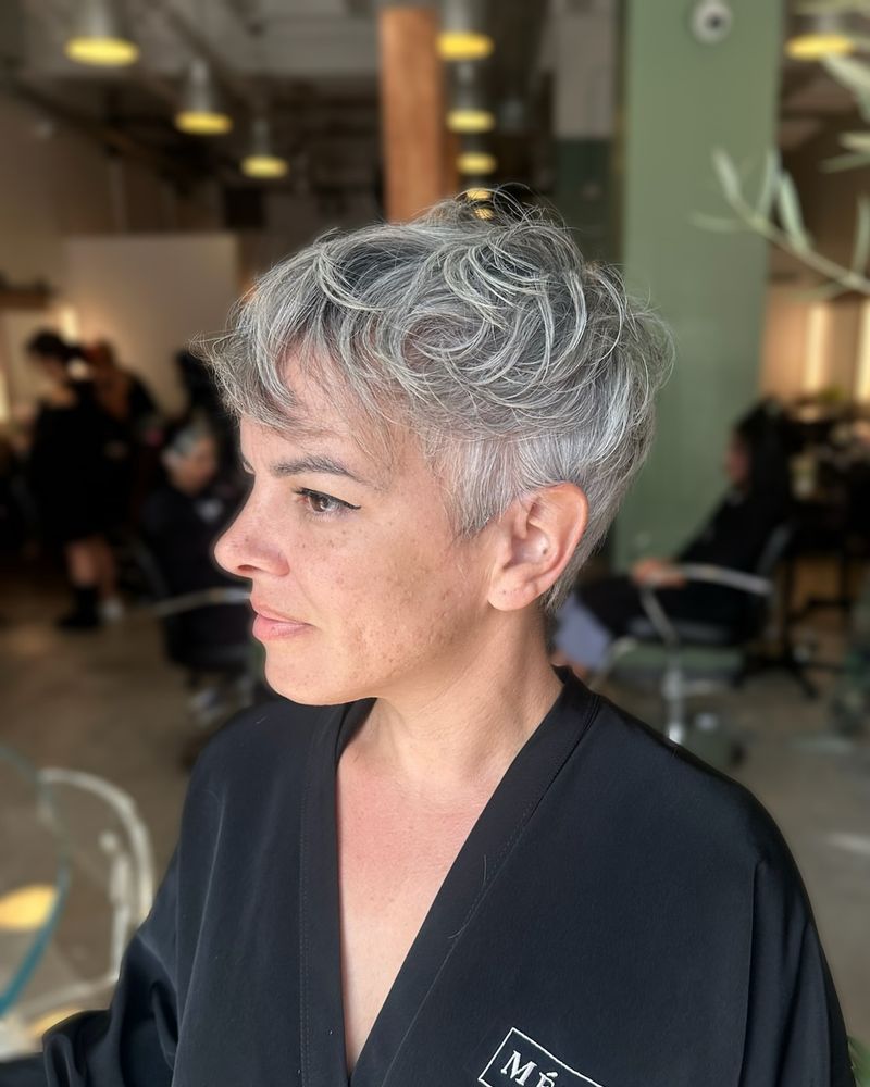 Natural Grey Pixie