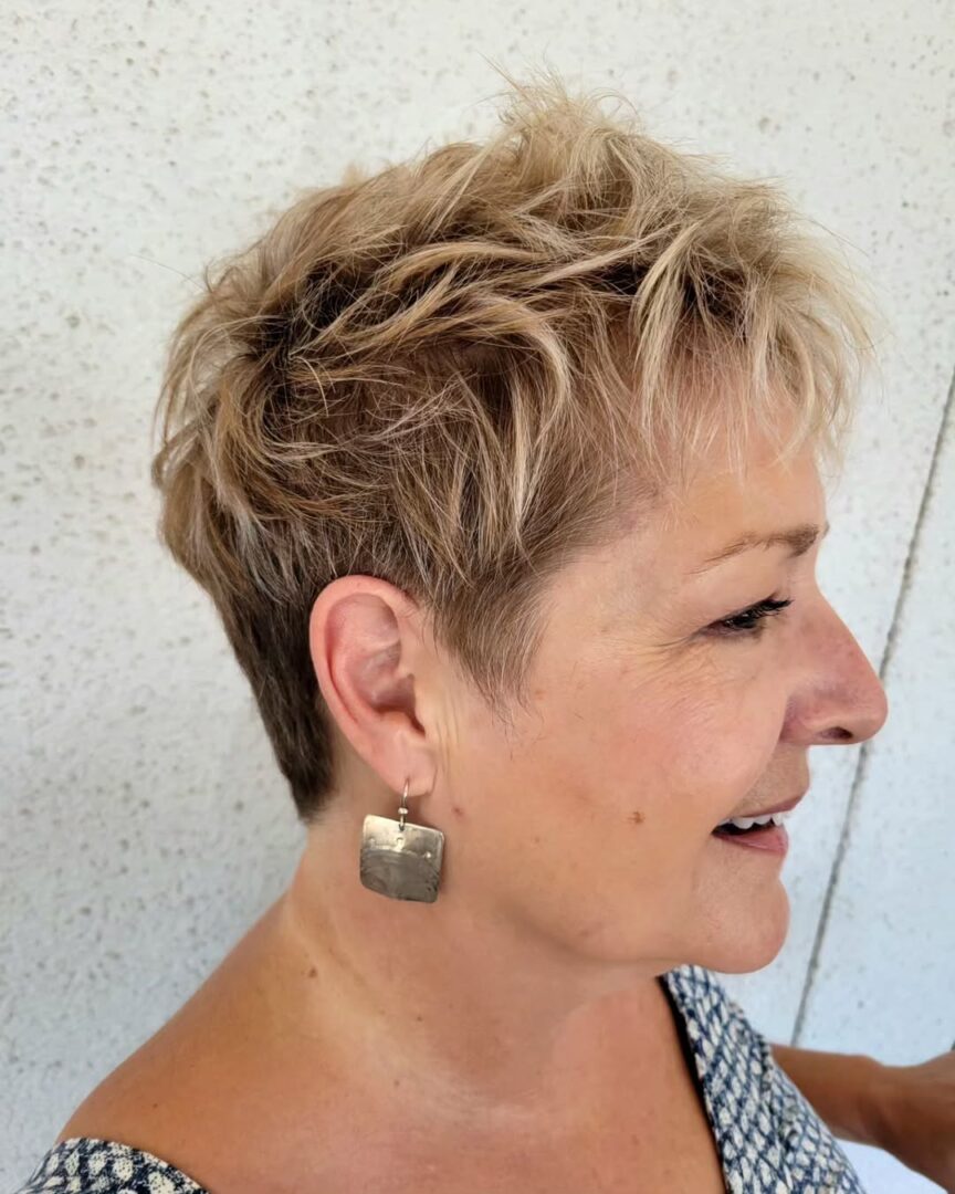 32 coupes de cheveux pour les femmes de plus de 50 ans aux cheveux fins ...