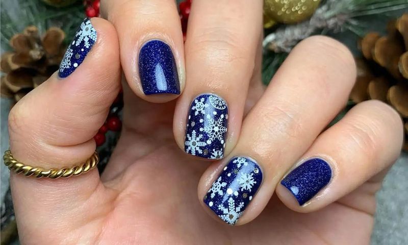 Snowflake Accents