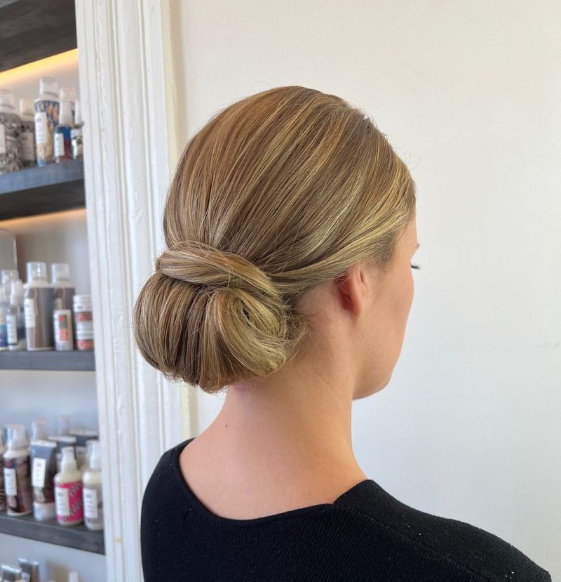 Sofisticato chignon basso