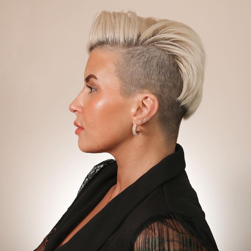 Pixie undercut con top lungo