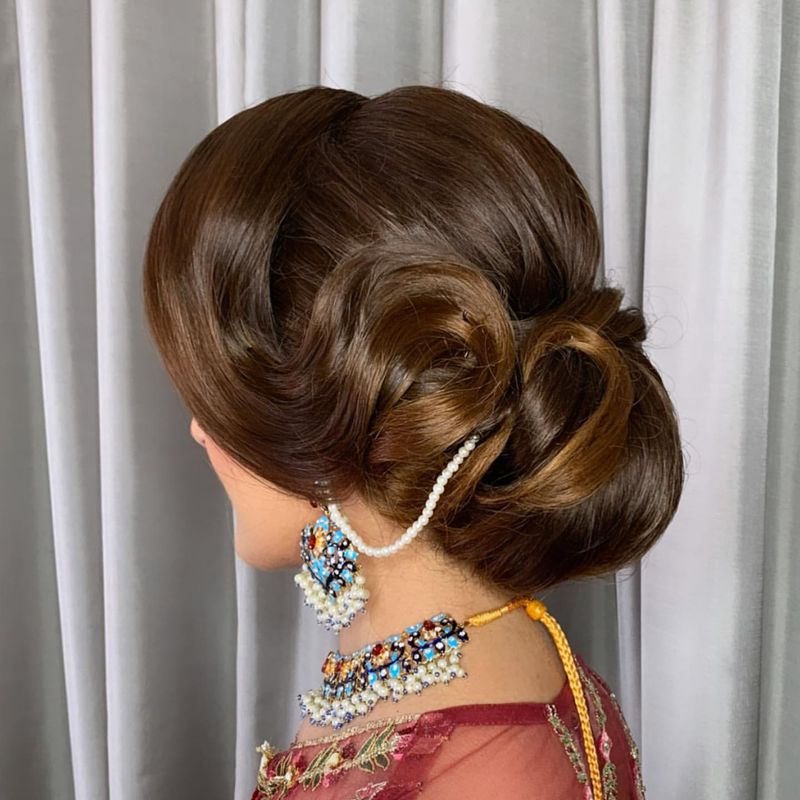 Wavy Low Bun