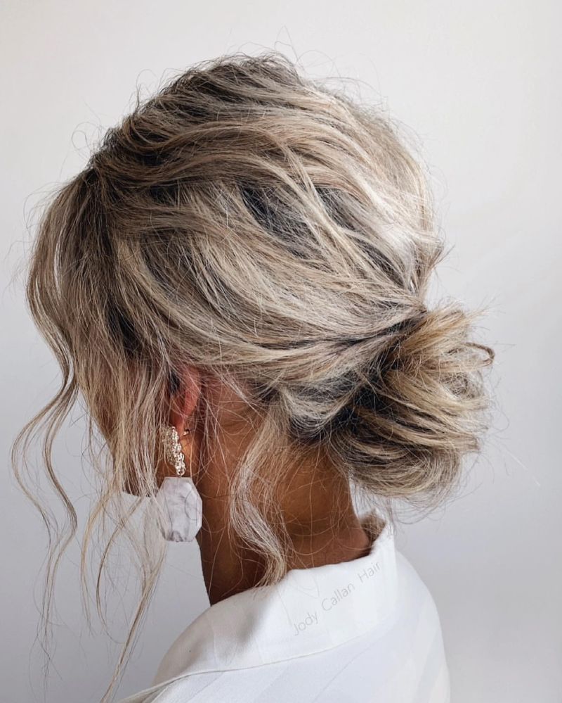 Chignon basso casual