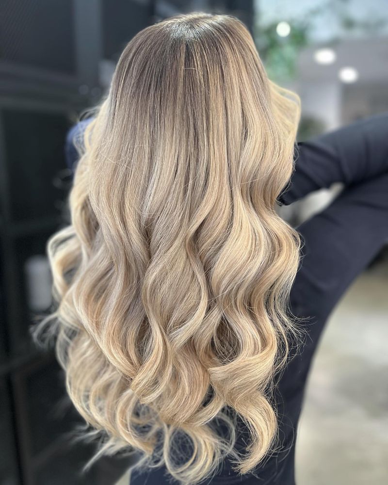 Balayage biondo cenere champagne