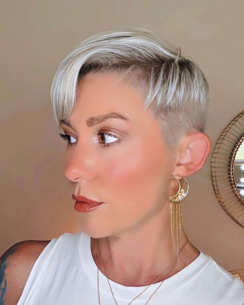 Chic Undercut