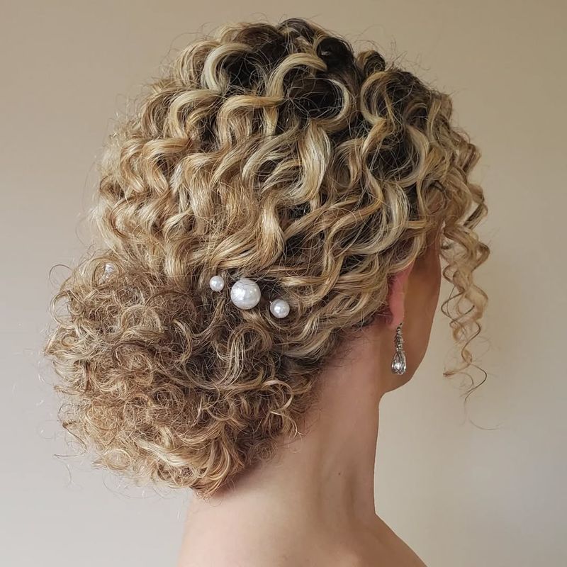 Classic Curly Bun