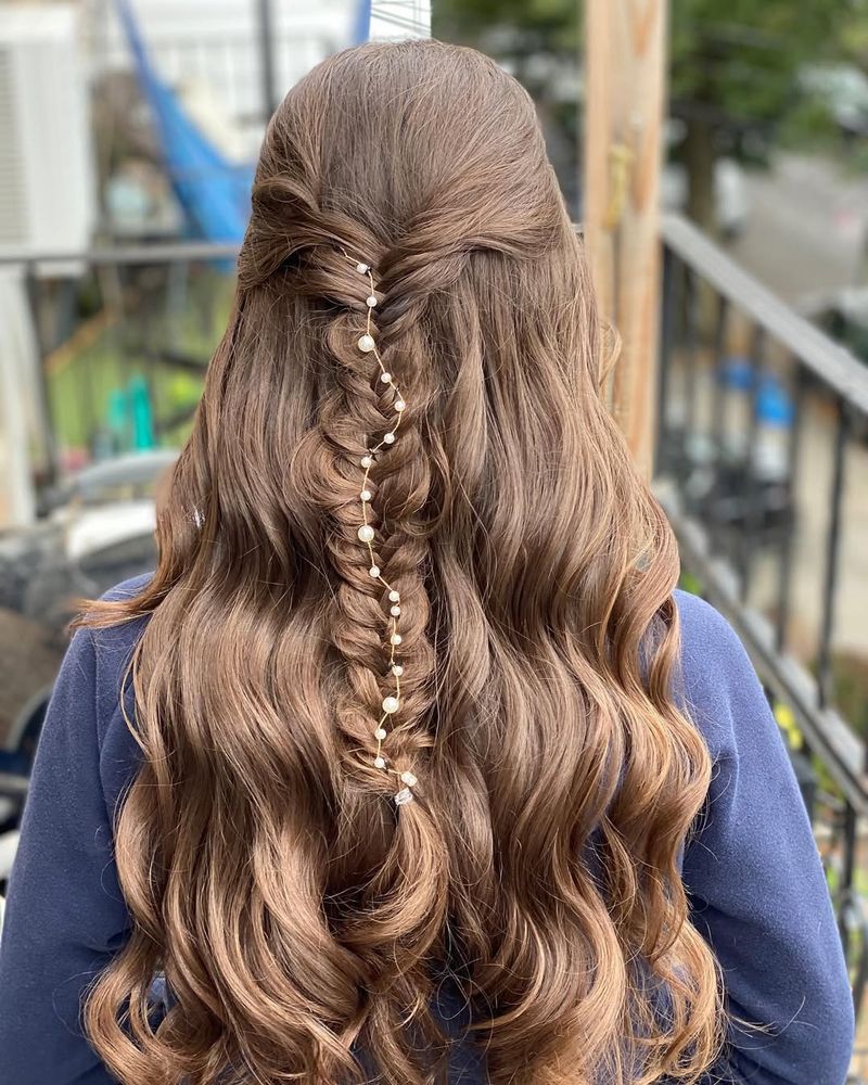 Curly Fishtail Braid