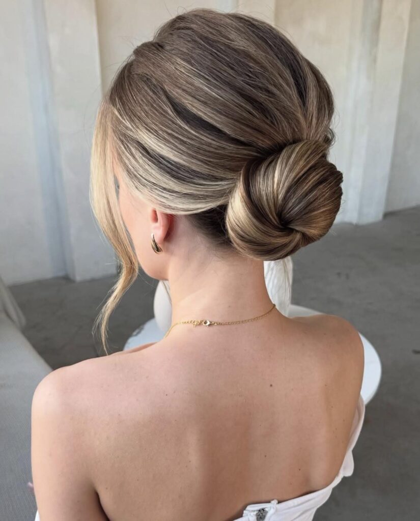 Elegant And Simple Bun