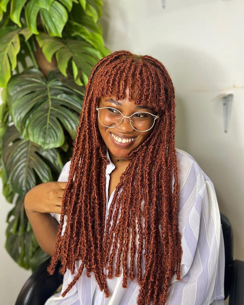 Faux Locs com franja