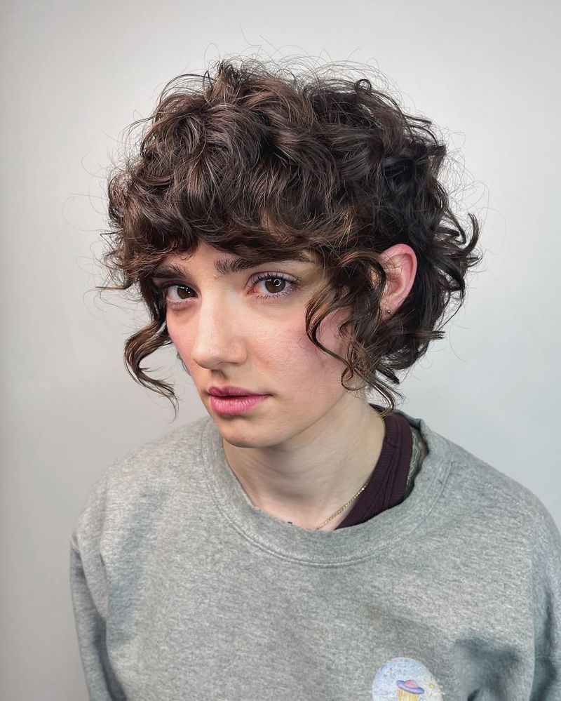 Geometric Curly Bangs