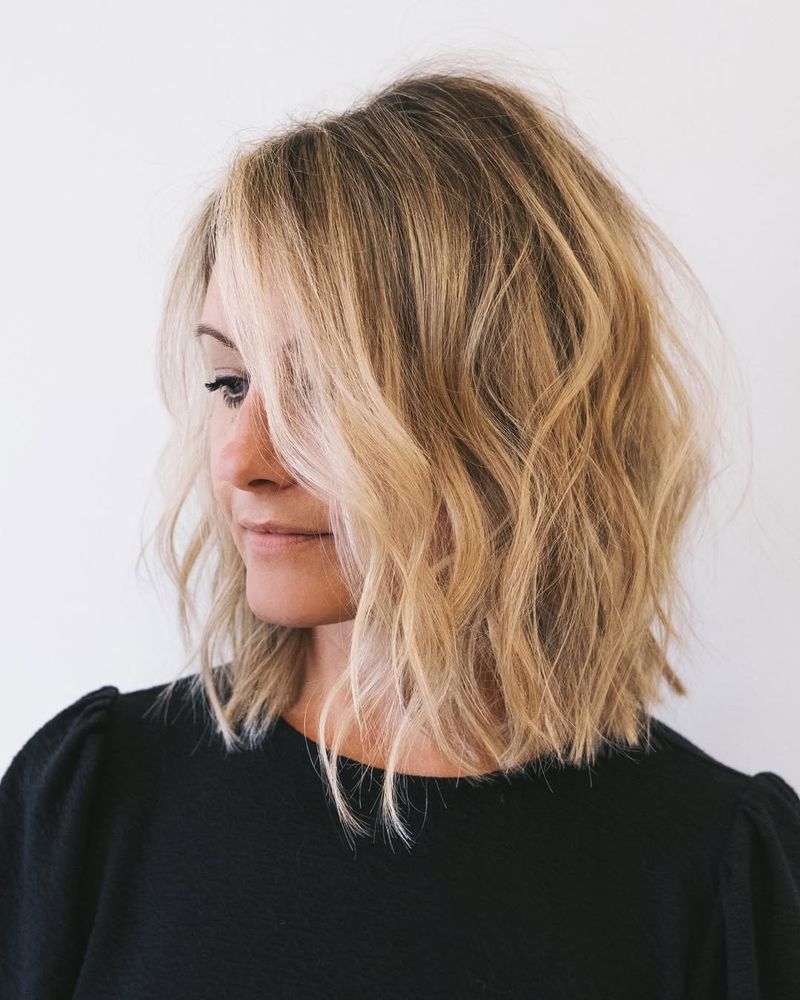 Layered Cut with Subtle Waves