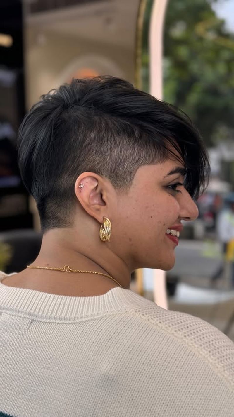 Pixie stratificato con undercut