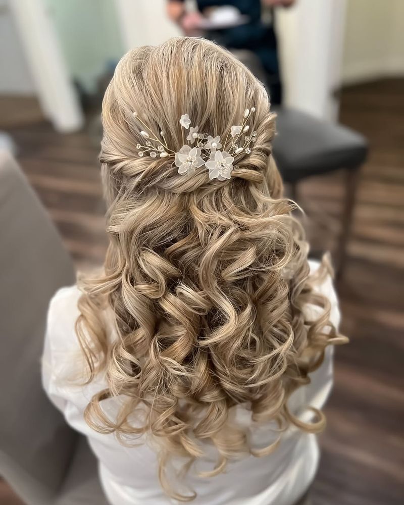 Cascading Curls