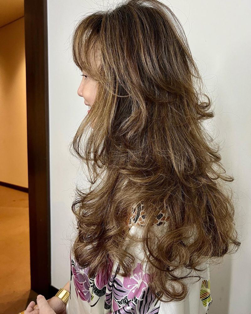 Corte largo a capas con mechas