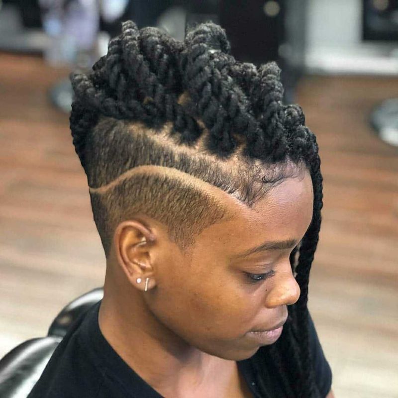 Senegalese Twists with Geometric Shave