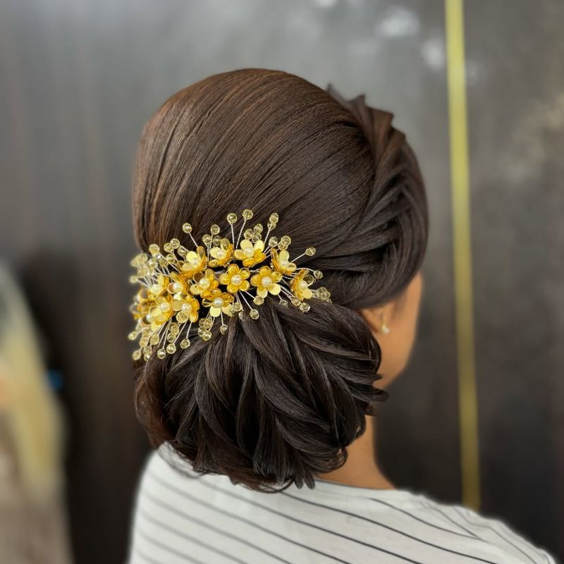 Side Bun with Accessories