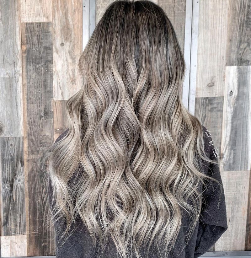 Balayage biondo cenere fumé