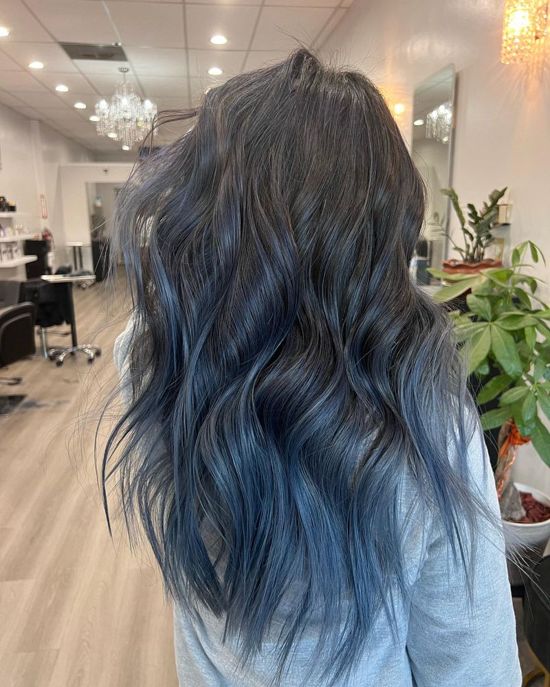 Balayage azul esfumado